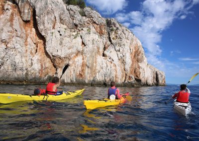 Sea kayaking on Hvar island, 1h from Split
