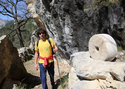 Stone through for olives; hiking expedition through Dalmatian inland with Split Adventure